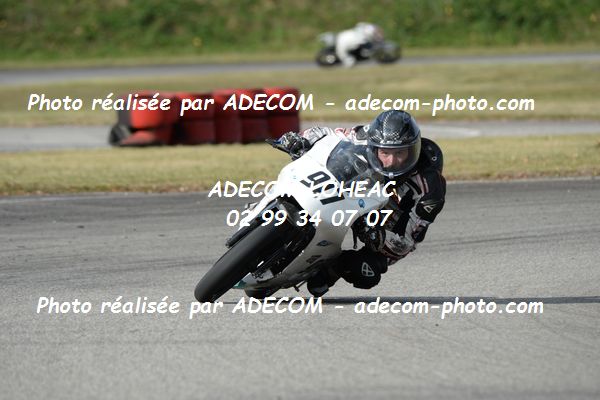 http://v2.adecom-photo.com/images//8.MOTO/2020/SUPER_MOTARD_LOHEAC_2020/125_LIGUE/GIABBANI_Clement/05A_3012.JPG