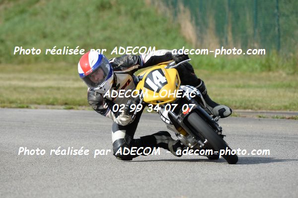 http://v2.adecom-photo.com/images//8.MOTO/2020/SUPER_MOTARD_LOHEAC_2020/125_LIGUE/PINOT_Nicolas/05A_2356.JPG