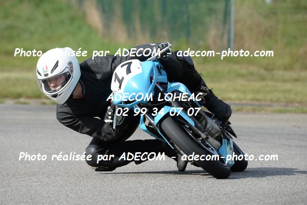 http://v2.adecom-photo.com/images//8.MOTO/2020/SUPER_MOTARD_LOHEAC_2020/125_LIGUE/ROEDEL_Valentin/05A_2282.JPG