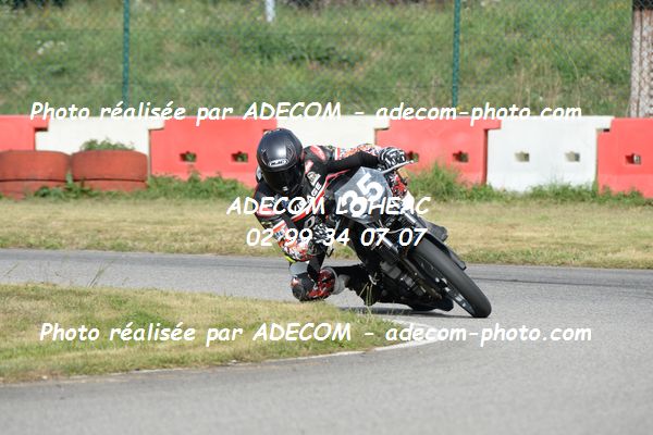 http://v2.adecom-photo.com/images//8.MOTO/2020/SUPER_MOTARD_LOHEAC_2020/125_LIGUE/VALLLEE_Camille/05A_2245.JPG