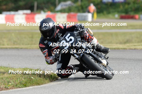 http://v2.adecom-photo.com/images//8.MOTO/2020/SUPER_MOTARD_LOHEAC_2020/125_LIGUE/VALLLEE_Camille/05A_3087.JPG