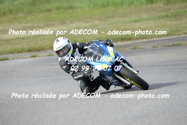 http://v2.adecom-photo.com/images//8.MOTO/2020/SUPER_MOTARD_LOHEAC_2020/MINI_GP/GOMES_Djanylson/05A_2456.JPG