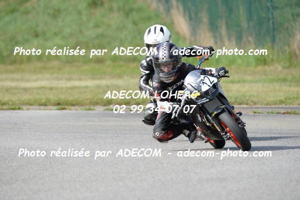 http://v2.adecom-photo.com/images//8.MOTO/2020/SUPER_MOTARD_LOHEAC_2020/MINI_GP_2/TILMANT_Elian/05A_2422.JPG