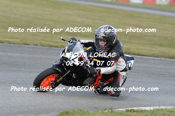 http://v2.adecom-photo.com/images//8.MOTO/2020/SUPER_MOTARD_LOHEAC_2020/MINI_GP_2/TILMANT_Elian/05A_3159.JPG