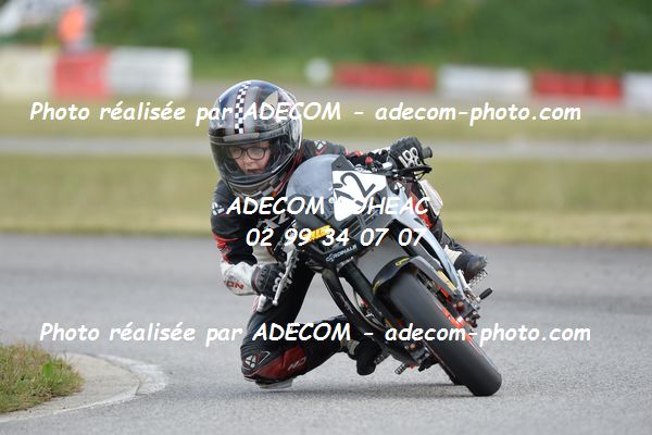 http://v2.adecom-photo.com/images//8.MOTO/2020/SUPER_MOTARD_LOHEAC_2020/MINI_GP_2/TILMANT_Elian/05A_3209.JPG