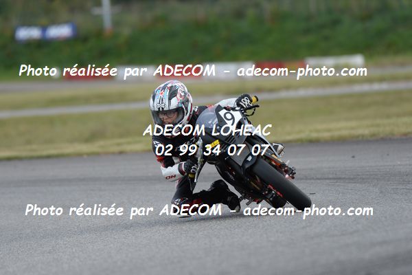 http://v2.adecom-photo.com/images//8.MOTO/2020/SUPER_MOTARD_LOHEAC_2020/MINI_GP_2/TILMANT_Mael/05A_3177.JPG