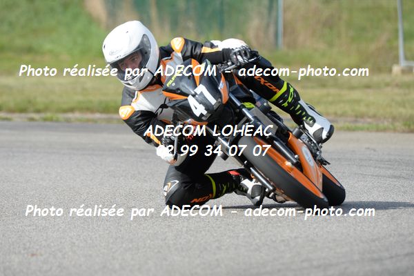 http://v2.adecom-photo.com/images//8.MOTO/2020/SUPER_MOTARD_LOHEAC_2020/OPEN_25/CABON_Axel/05A_2374.JPG