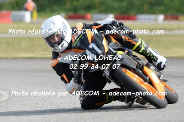 http://v2.adecom-photo.com/images//8.MOTO/2020/SUPER_MOTARD_LOHEAC_2020/OPEN_25/CABON_Axel/05A_3082.JPG