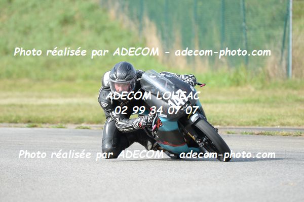 http://v2.adecom-photo.com/images//8.MOTO/2020/SUPER_MOTARD_LOHEAC_2020/OPEN_25/RIBET_Gwendal/05A_2298.JPG
