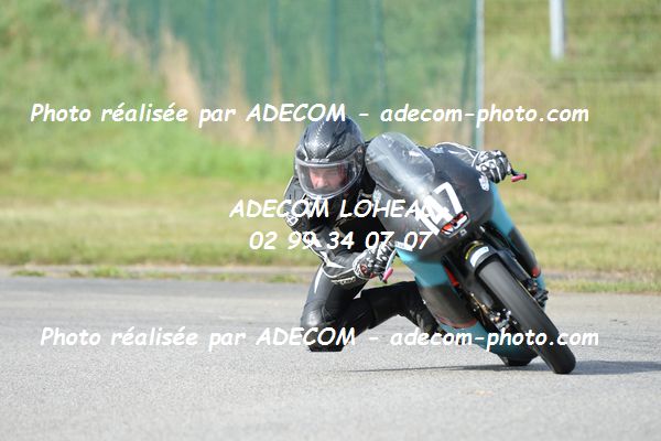 http://v2.adecom-photo.com/images//8.MOTO/2020/SUPER_MOTARD_LOHEAC_2020/OPEN_25/RIBET_Gwendal/05A_2301.JPG