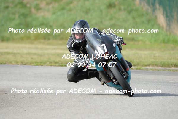 http://v2.adecom-photo.com/images//8.MOTO/2020/SUPER_MOTARD_LOHEAC_2020/OPEN_25/RIBET_Gwendal/05A_2354.JPG