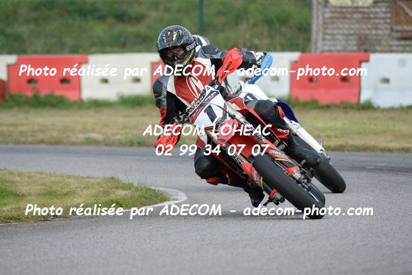 http://v2.adecom-photo.com/images//8.MOTO/2020/SUPER_MOTARD_LOHEAC_2020/SUPER_RACER/1/05A_2077.JPG