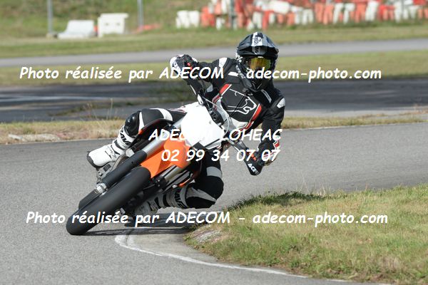 http://v2.adecom-photo.com/images//8.MOTO/2020/SUPER_MOTARD_LOHEAC_2020/SUPER_RACER/1_SANS_NUMEROS_SANS_NOMS/05A_2874.JPG