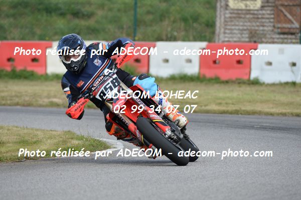 http://v2.adecom-photo.com/images//8.MOTO/2020/SUPER_MOTARD_LOHEAC_2020/SUPER_RACER/BAZOT_Gregory/05A_2068.JPG