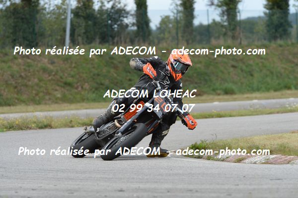 http://v2.adecom-photo.com/images//8.MOTO/2020/SUPER_MOTARD_LOHEAC_2020/SUPER_RACER/BIGOT_Francois/05A_1927.JPG