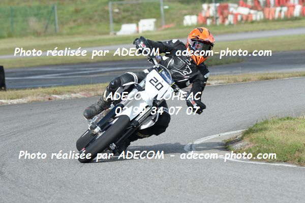 http://v2.adecom-photo.com/images//8.MOTO/2020/SUPER_MOTARD_LOHEAC_2020/SUPER_RACER/BIGOT_Francois/05A_2595.JPG