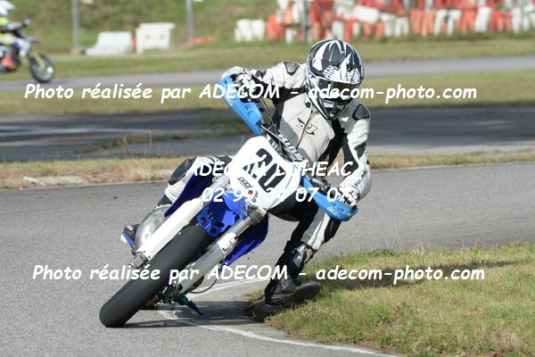 http://v2.adecom-photo.com/images//8.MOTO/2020/SUPER_MOTARD_LOHEAC_2020/SUPER_RACER/BIGOT_Francois/05A_2864.JPG