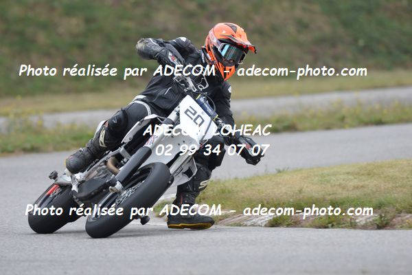 http://v2.adecom-photo.com/images//8.MOTO/2020/SUPER_MOTARD_LOHEAC_2020/SUPER_RACER/BIGOT_Francois/05A_3918.JPG