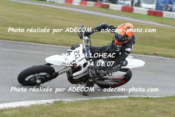 http://v2.adecom-photo.com/images//8.MOTO/2020/SUPER_MOTARD_LOHEAC_2020/SUPER_RACER/BIGOT_Francois/05A_4215.JPG