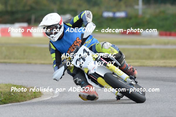 http://v2.adecom-photo.com/images//8.MOTO/2020/SUPER_MOTARD_LOHEAC_2020/SUPER_RACER/BRETECHE_Brice/05A_2801.JPG
