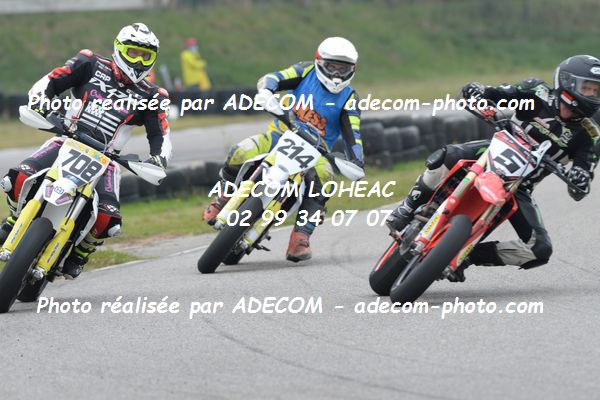 http://v2.adecom-photo.com/images//8.MOTO/2020/SUPER_MOTARD_LOHEAC_2020/SUPER_RACER/BRETECHE_Brice/05A_3865.JPG