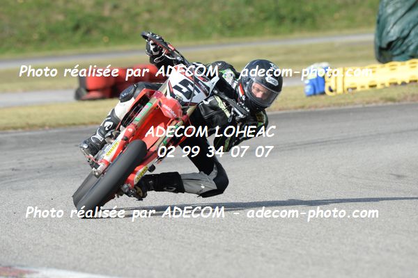 http://v2.adecom-photo.com/images//8.MOTO/2020/SUPER_MOTARD_LOHEAC_2020/SUPER_RACER/CAREW_Paul/05A_2645.JPG