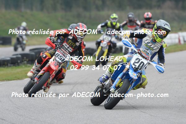 http://v2.adecom-photo.com/images//8.MOTO/2020/SUPER_MOTARD_LOHEAC_2020/SUPER_RACER/DEROUIN_Sebastien/05A_3867.JPG
