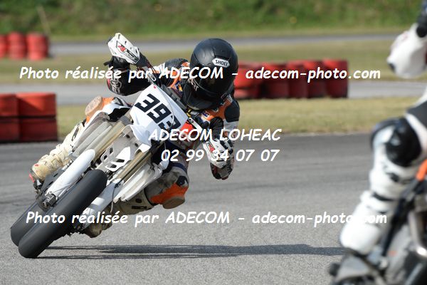 http://v2.adecom-photo.com/images//8.MOTO/2020/SUPER_MOTARD_LOHEAC_2020/SUPER_RACER/GERARD_Kevin/05A_2831.JPG