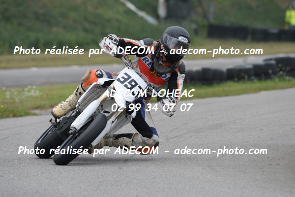 http://v2.adecom-photo.com/images//8.MOTO/2020/SUPER_MOTARD_LOHEAC_2020/SUPER_RACER/GERARD_Kevin/05A_3749.JPG