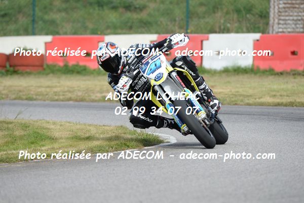 http://v2.adecom-photo.com/images//8.MOTO/2020/SUPER_MOTARD_LOHEAC_2020/SUPER_RACER/GINES_Mathieu/05A_2059.JPG