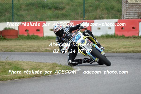 http://v2.adecom-photo.com/images//8.MOTO/2020/SUPER_MOTARD_LOHEAC_2020/SUPER_RACER/GINES_Mathieu/05A_2094.JPG