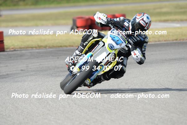 http://v2.adecom-photo.com/images//8.MOTO/2020/SUPER_MOTARD_LOHEAC_2020/SUPER_RACER/GINES_Mathieu/05A_2812.JPG