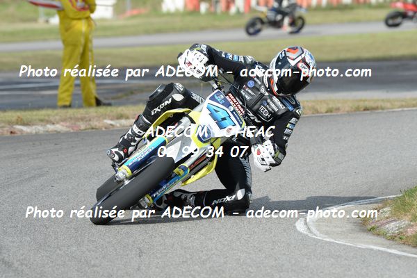 http://v2.adecom-photo.com/images//8.MOTO/2020/SUPER_MOTARD_LOHEAC_2020/SUPER_RACER/GINES_Mathieu/05A_2890.JPG
