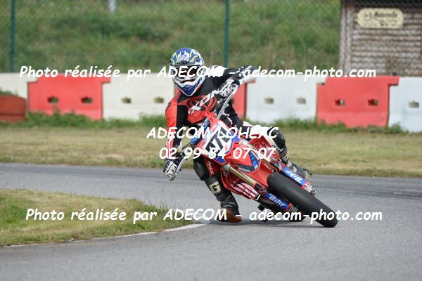 http://v2.adecom-photo.com/images//8.MOTO/2020/SUPER_MOTARD_LOHEAC_2020/SUPER_RACER/GIRARD_Nicolas/05A_2064.JPG