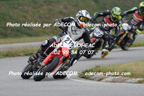http://v2.adecom-photo.com/images//8.MOTO/2020/SUPER_MOTARD_LOHEAC_2020/SUPER_RACER/LAVENIR_Yohann/05A_3671.JPG
