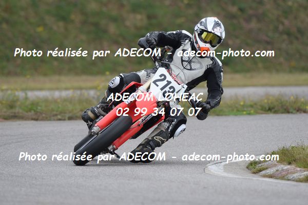 http://v2.adecom-photo.com/images//8.MOTO/2020/SUPER_MOTARD_LOHEAC_2020/SUPER_RACER/LAVENIR_Yohann/05A_3686.JPG