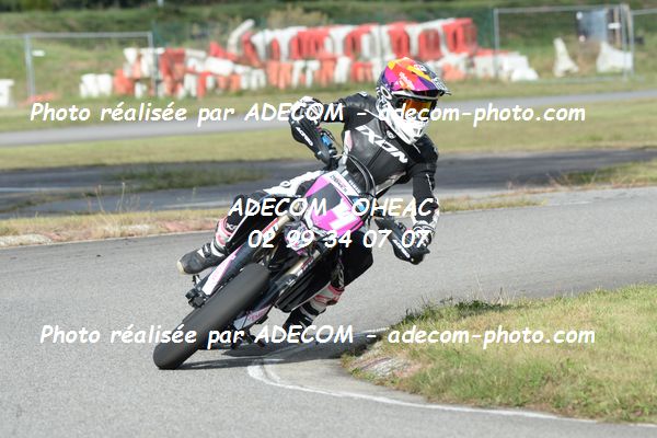 http://v2.adecom-photo.com/images//8.MOTO/2020/SUPER_MOTARD_LOHEAC_2020/SUPER_RACER/OMNES_Helene/05A_2559.JPG