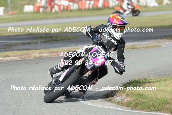 http://v2.adecom-photo.com/images//8.MOTO/2020/SUPER_MOTARD_LOHEAC_2020/SUPER_RACER/OMNES_Helene/05A_2885.JPG