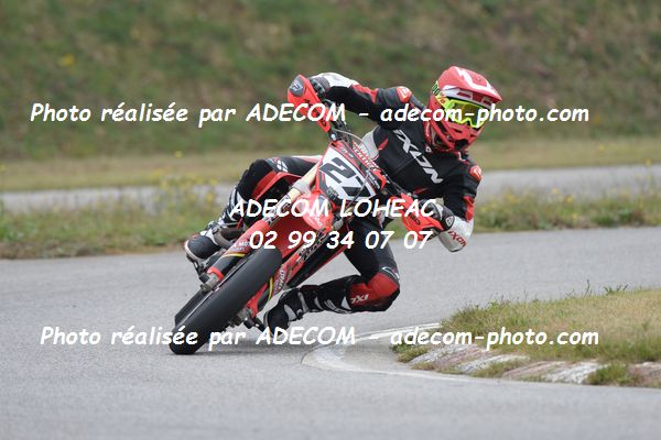 http://v2.adecom-photo.com/images//8.MOTO/2020/SUPER_MOTARD_LOHEAC_2020/SUPER_RACER/PANNIER_Romain/05A_3938.JPG