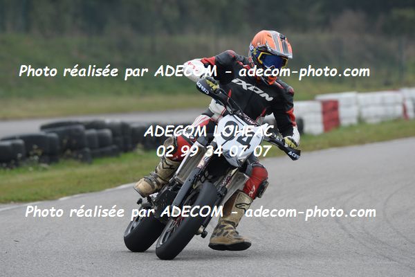 http://v2.adecom-photo.com/images//8.MOTO/2020/SUPER_MOTARD_LOHEAC_2020/SUPER_RACER/PERNELLE_Bertrand/05A_3965.JPG