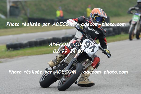 http://v2.adecom-photo.com/images//8.MOTO/2020/SUPER_MOTARD_LOHEAC_2020/SUPER_RACER/PERNELLE_Bertrand/05A_4066.JPG