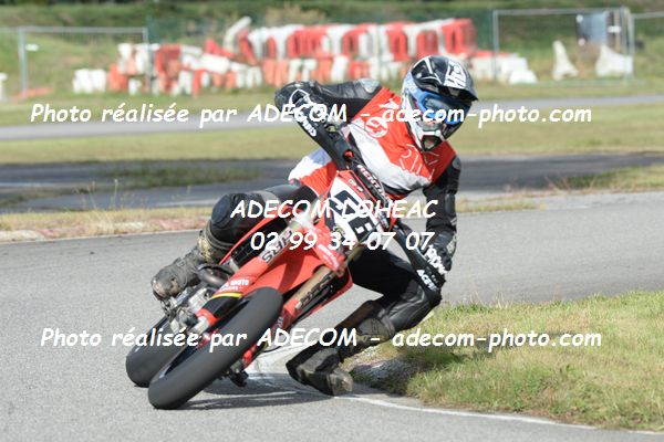 http://v2.adecom-photo.com/images//8.MOTO/2020/SUPER_MOTARD_LOHEAC_2020/SUPER_RACER/PIVAULT_Cyrille/05A_2557.JPG
