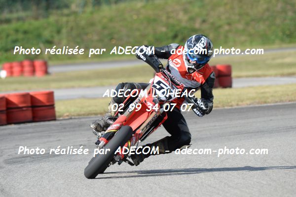 http://v2.adecom-photo.com/images//8.MOTO/2020/SUPER_MOTARD_LOHEAC_2020/SUPER_RACER/PIVAULT_Cyrille/05A_2667.JPG