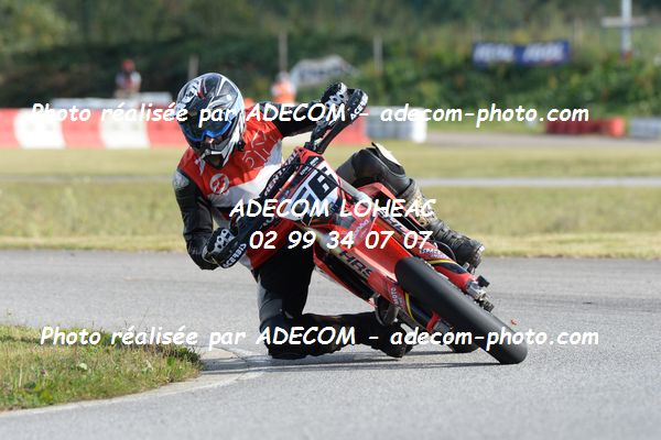 http://v2.adecom-photo.com/images//8.MOTO/2020/SUPER_MOTARD_LOHEAC_2020/SUPER_RACER/PIVAULT_Cyrille/05A_2734.JPG