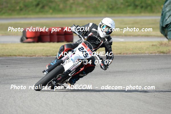 http://v2.adecom-photo.com/images//8.MOTO/2020/SUPER_MOTARD_LOHEAC_2020/SUPER_RACER/POIRINE_Samuel/05A_2816.JPG