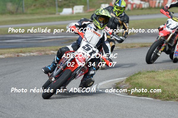 http://v2.adecom-photo.com/images//8.MOTO/2020/SUPER_MOTARD_LOHEAC_2020/SUPER_RACER/RAULT_Samuel/05A_2004.JPG
