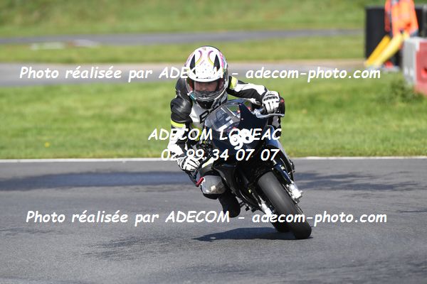 http://v2.adecom-photo.com/images//8.MOTO/2022/20_SUPERMOTARD_REGIONAL_2022/MINI_GP/GUILBERT_Eloane/02A_9027.JPG