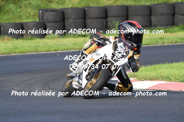 http://v2.adecom-photo.com/images//8.MOTO/2022/20_SUPERMOTARD_REGIONAL_2022/MINI_GP/MARGRIN_Marceau/02A_8136.JPG