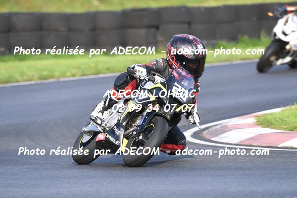 http://v2.adecom-photo.com/images//8.MOTO/2022/20_SUPERMOTARD_REGIONAL_2022/MINI_GP/ROBIC_Maho/02A_8188.JPG
