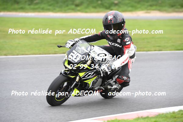 http://v2.adecom-photo.com/images//8.MOTO/2022/20_SUPERMOTARD_REGIONAL_2022/MINI_GP/ROBIC_Maho/02A_9432.JPG